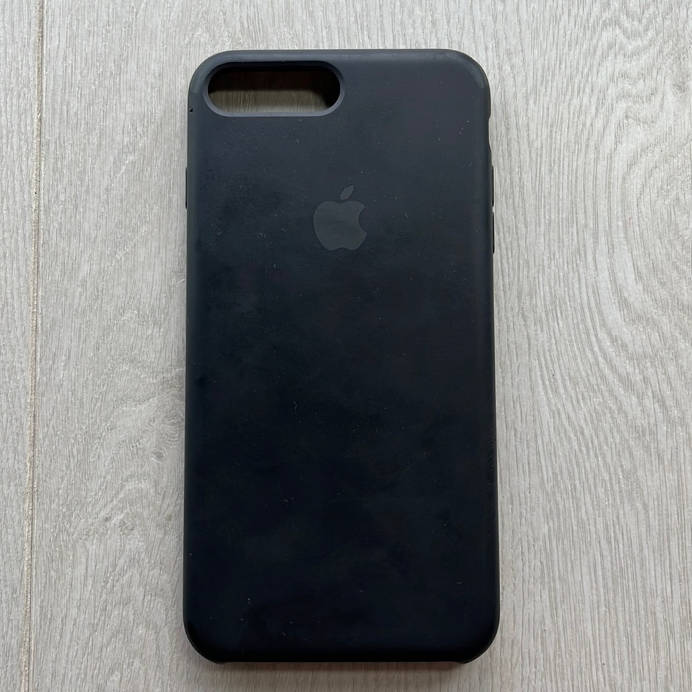 Genuine Apple iPhone 7 Plus silicon phone case